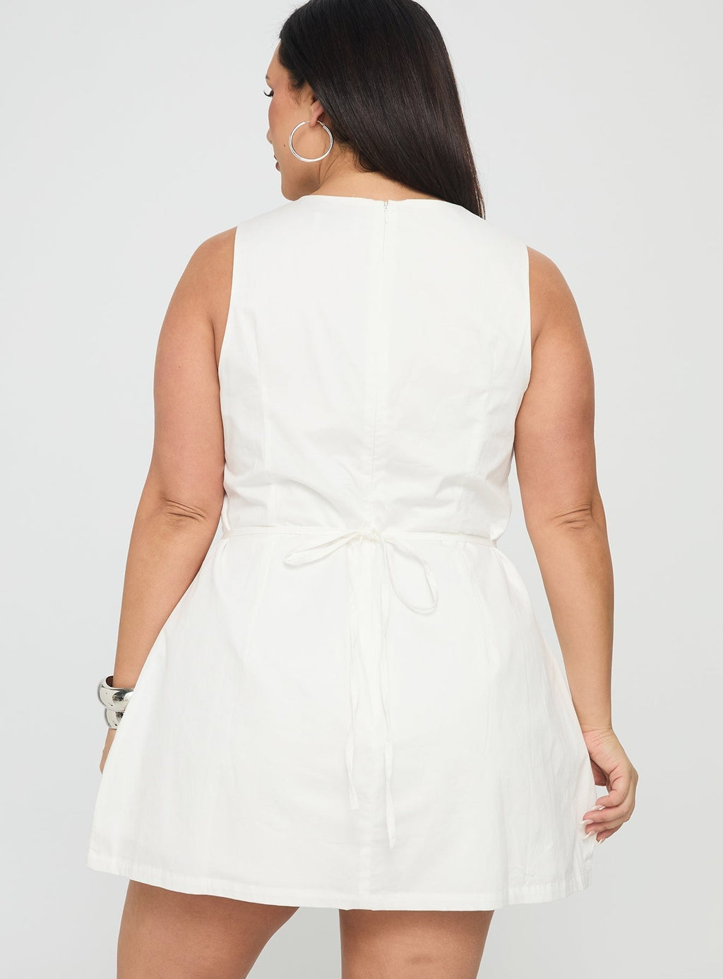 Yumiko Romper White Curve
