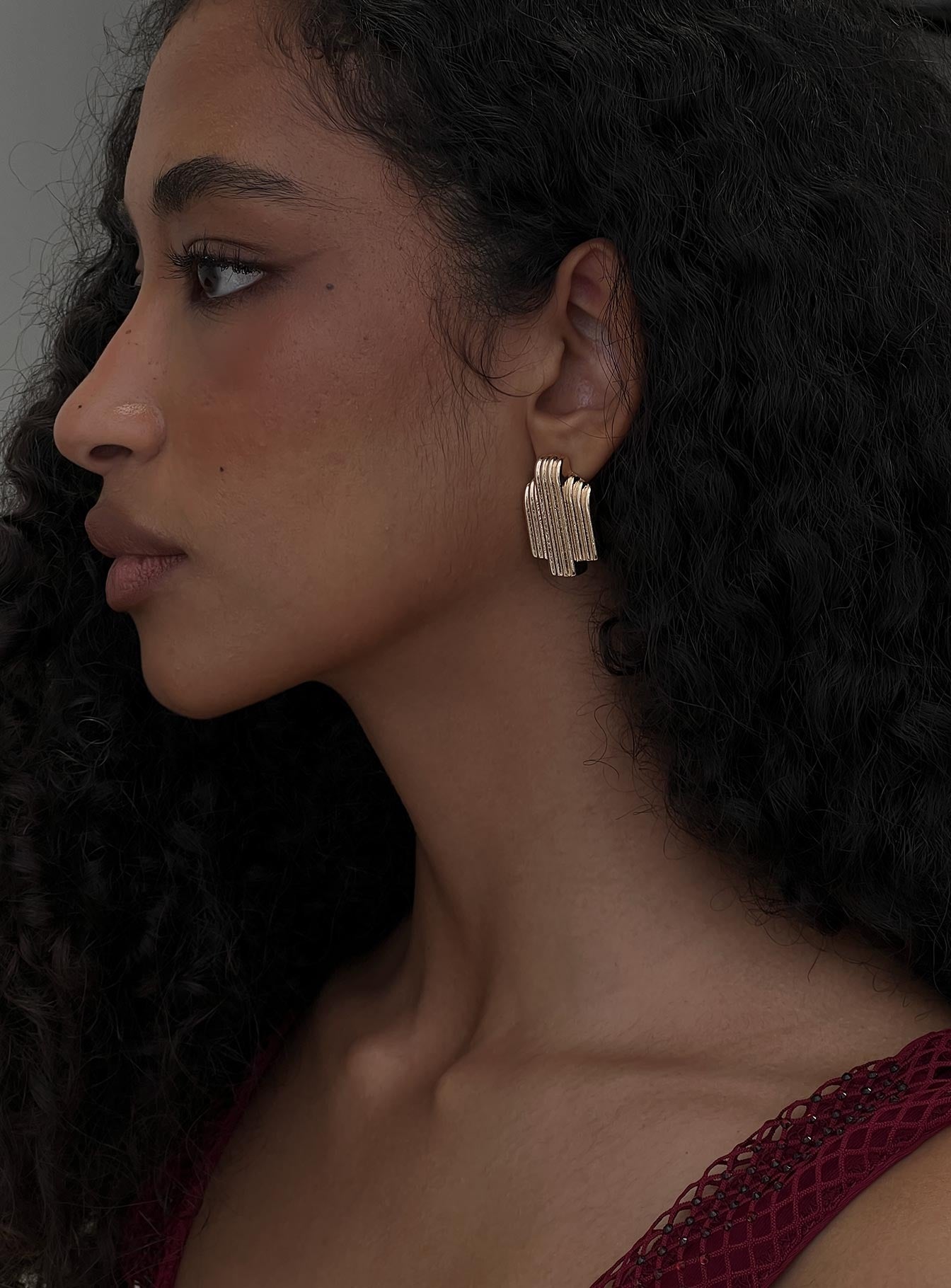 Lights Low Earrings Gold