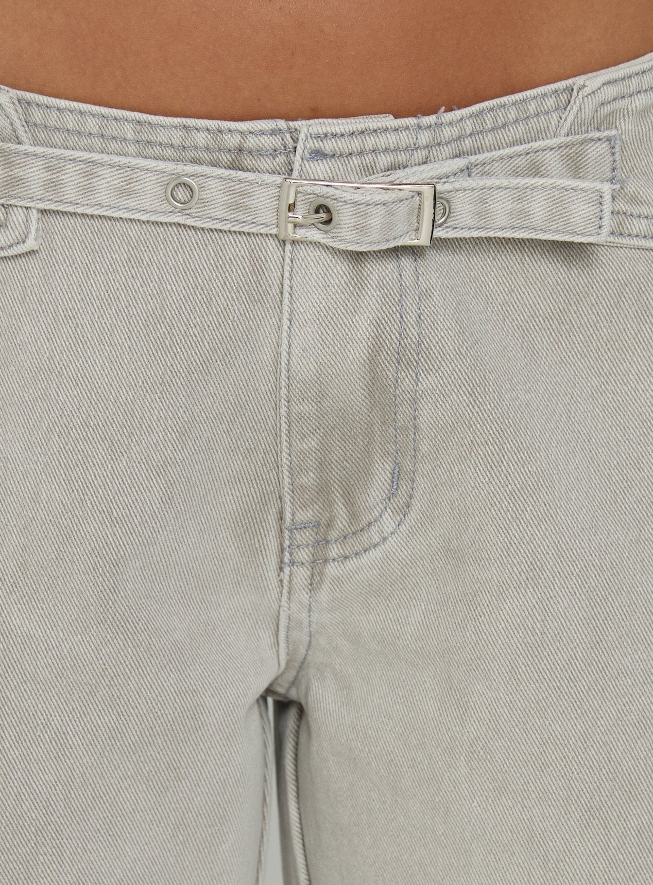 Slow Ride Mid Rise Bootleg Belted Jeans Desert Grey