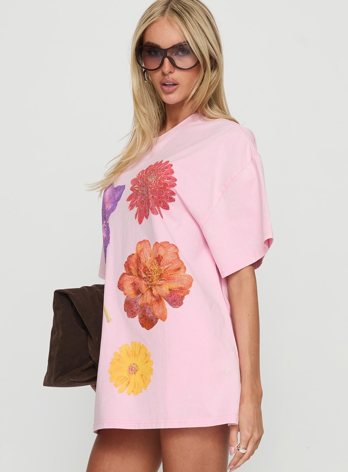 Freshly Picked Oversized Graphic Tee Pink