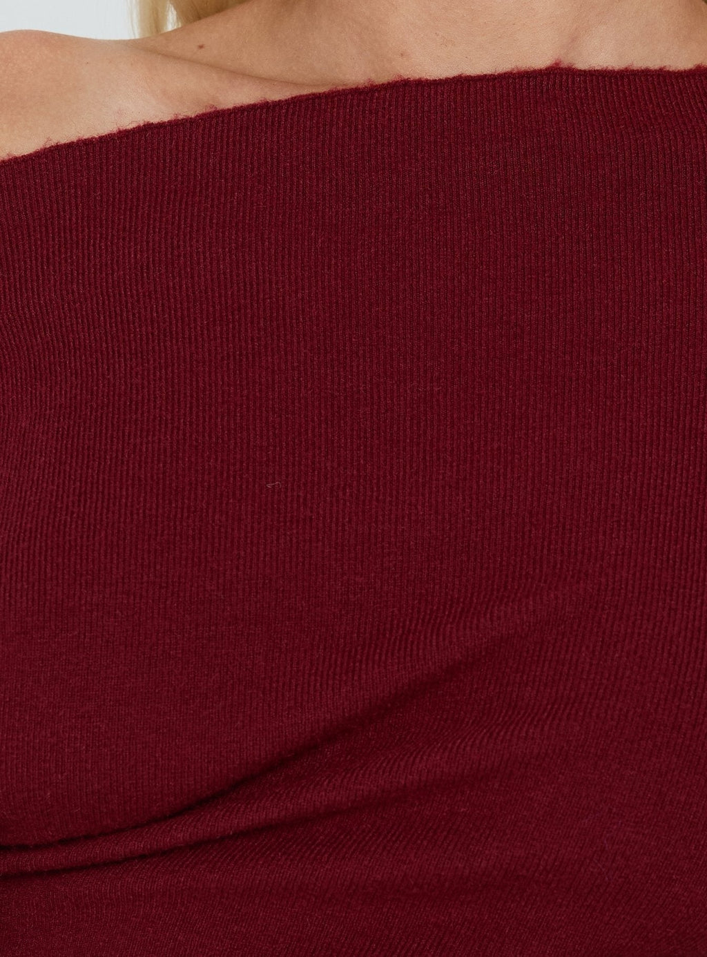 Kaelith Off Shoulder Knit Sweater Wine