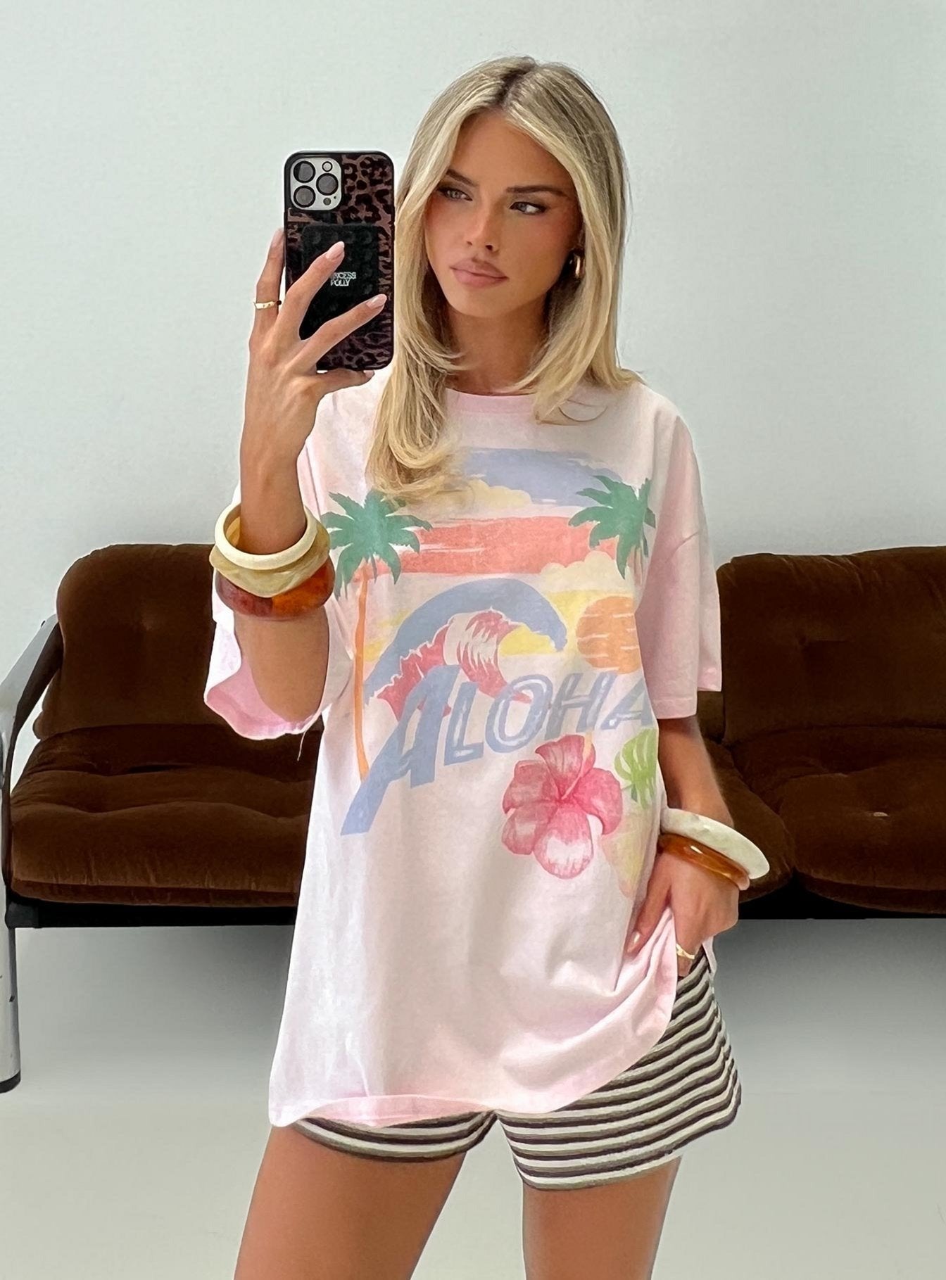 Hawaiian Greetings Oversized Graphic Tee Washed Pink