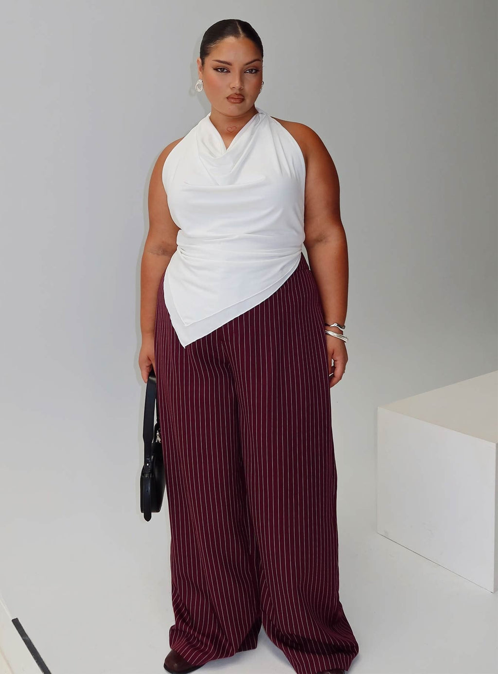 Interlude Top White Curve