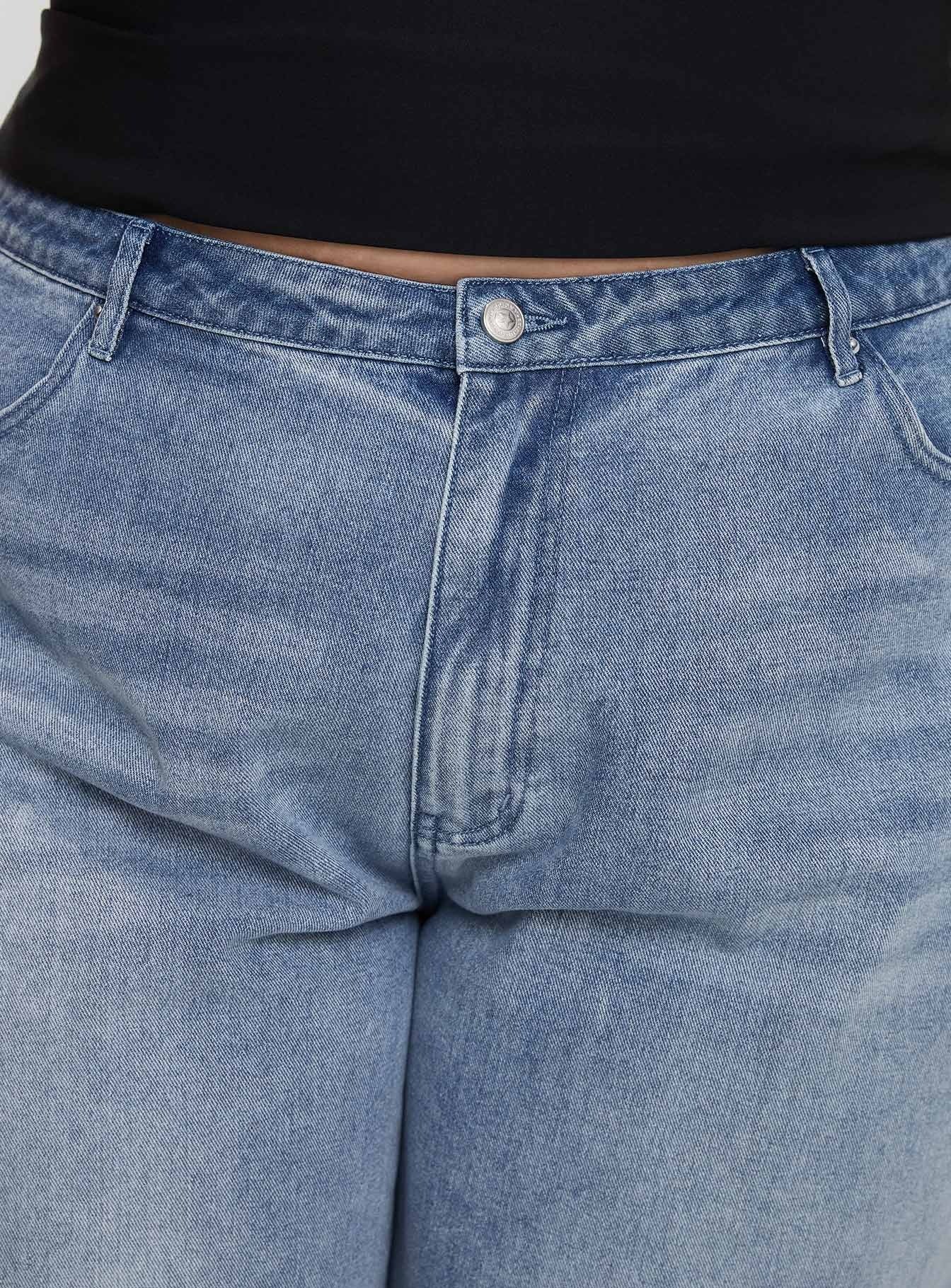 Naylor Mid Rise Wide Leg Jeans Light Wash Denim Curve