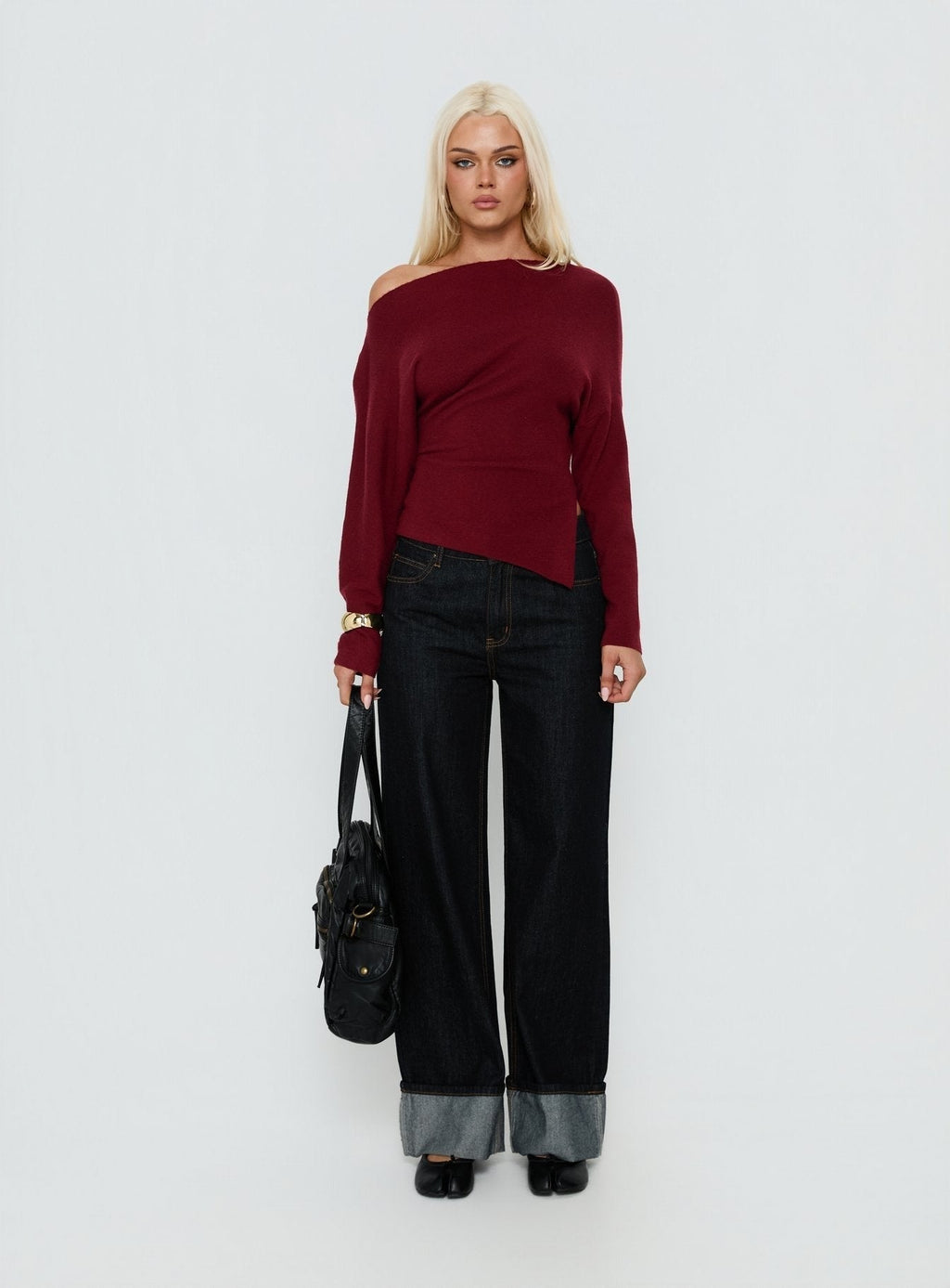 Kaelith Off Shoulder Knit Sweater Wine