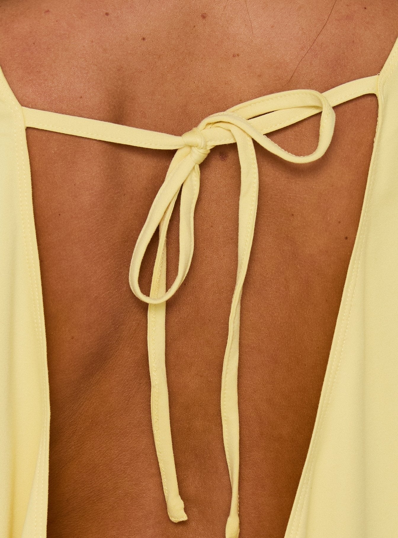 Gysello Low Back Slouchy Mini Dress Banana Yellow