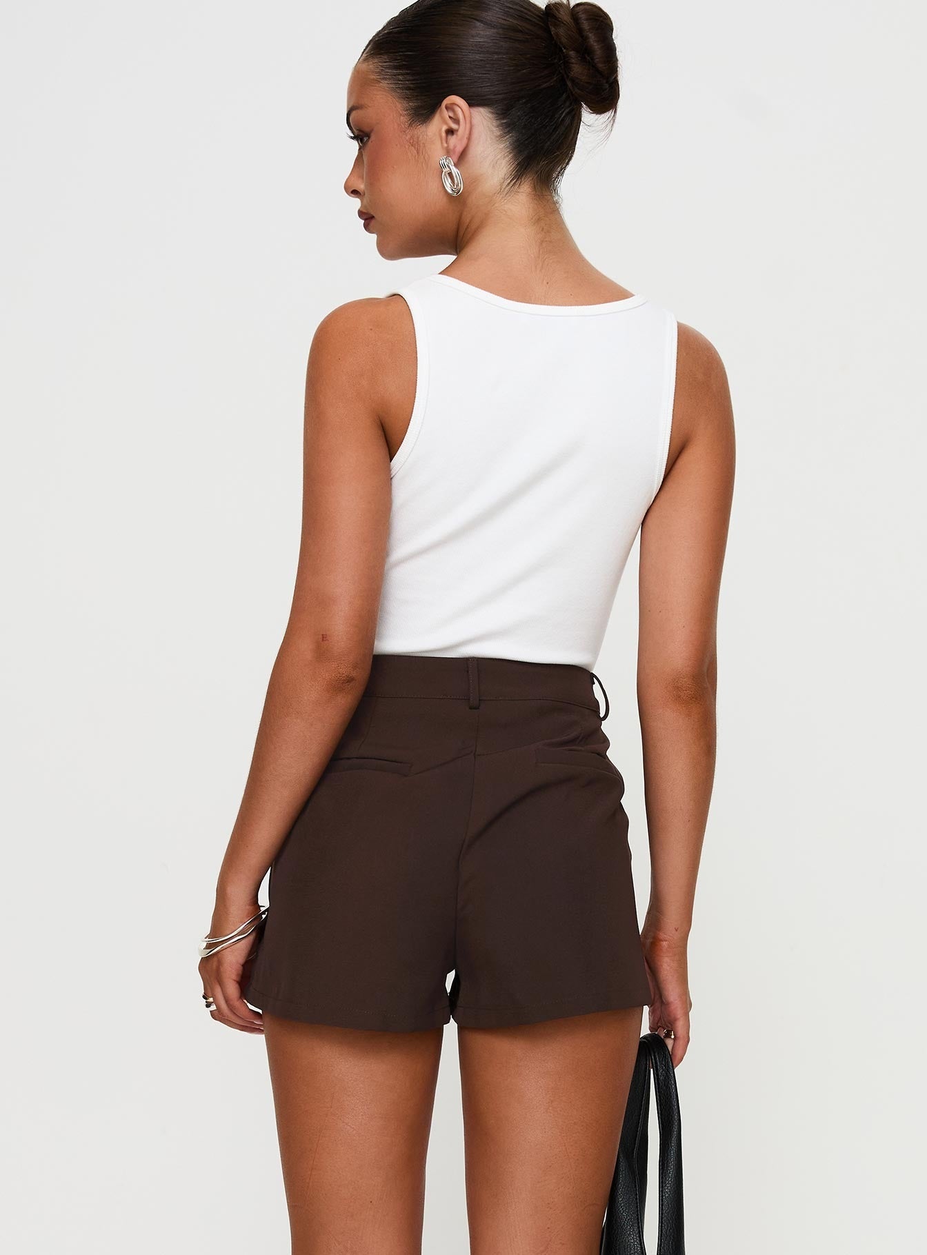 Ellerie Tailored Shorts Chocolate
