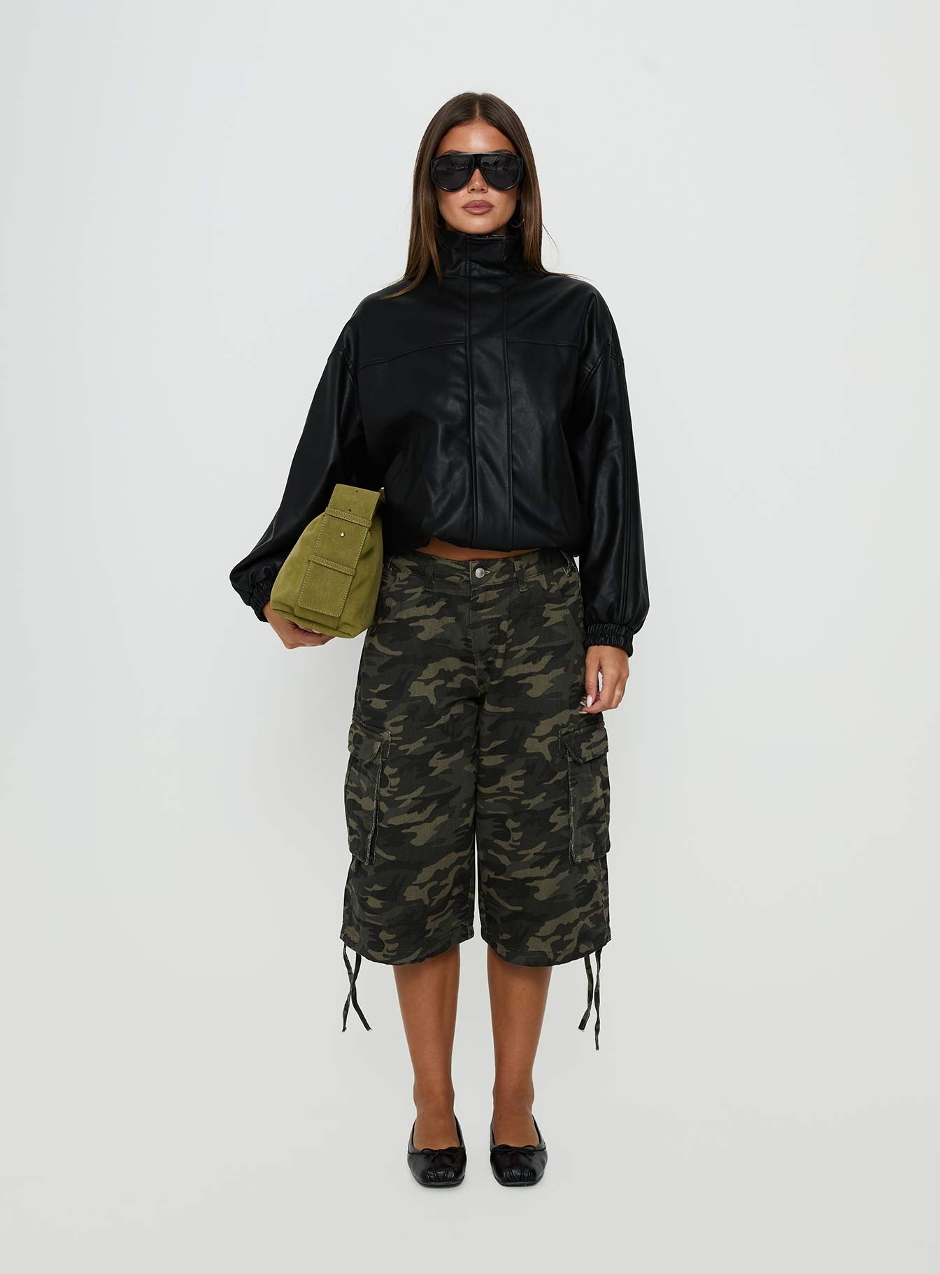 Hudsen Longline Cargo Shorts Camo