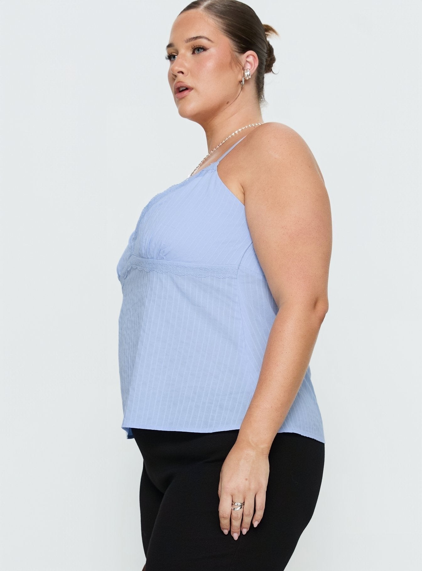 Lunya Top Blue Curve