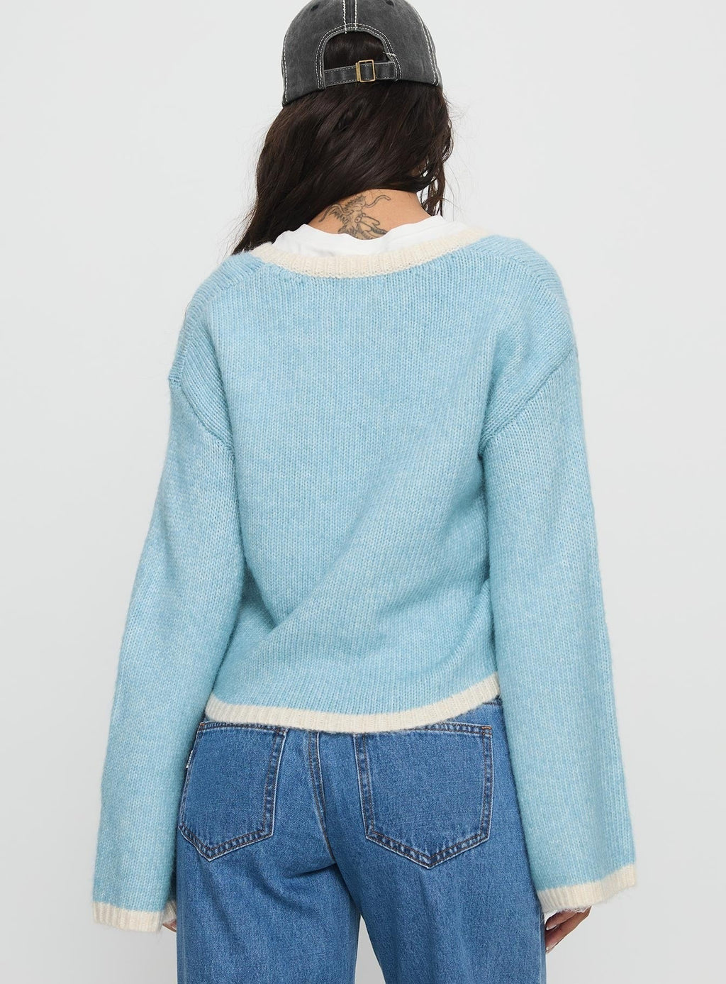 Kaena V Neck Knit Sweater Blue / White