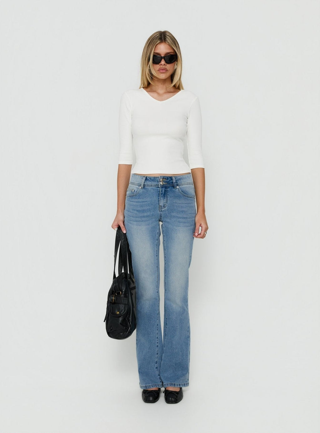 Cruise Control Mid Rise Bootleg Jeans Light Vintage Blue