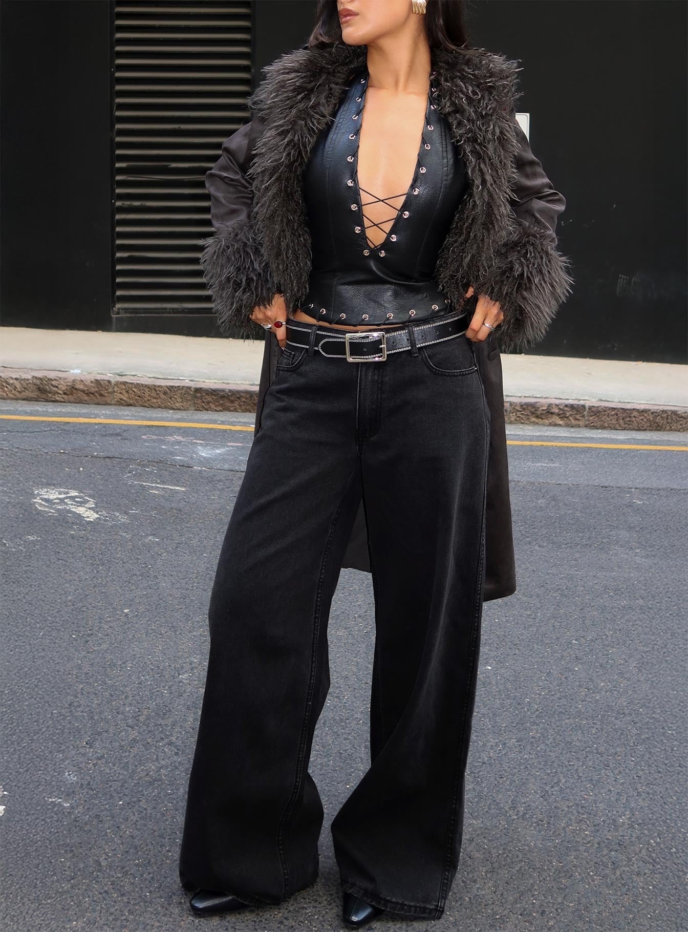 Ramos Low Rise Wide Leg Jeans Washed Black Petite