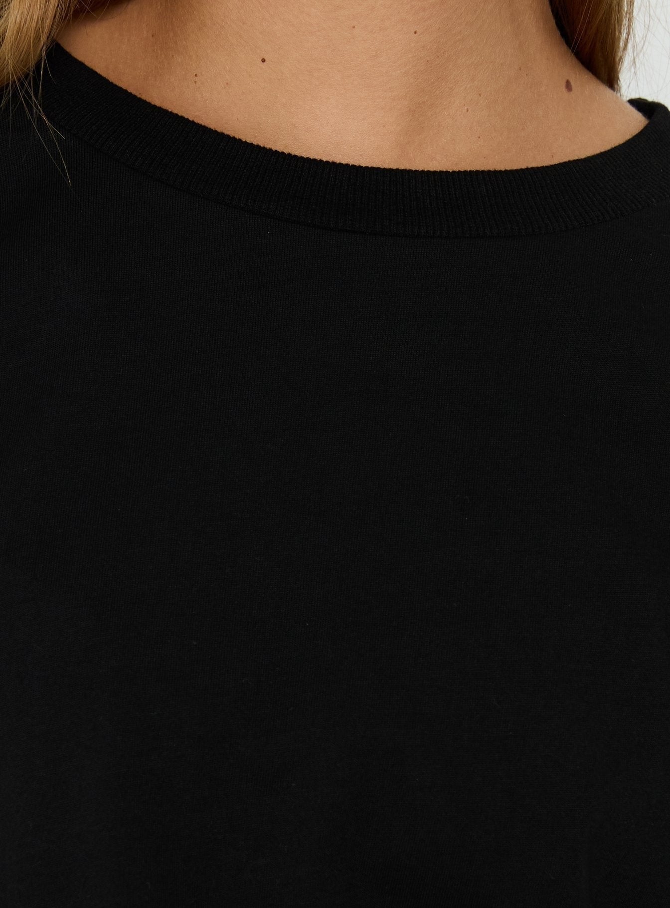 Settle Down Long Sleeve Top Black