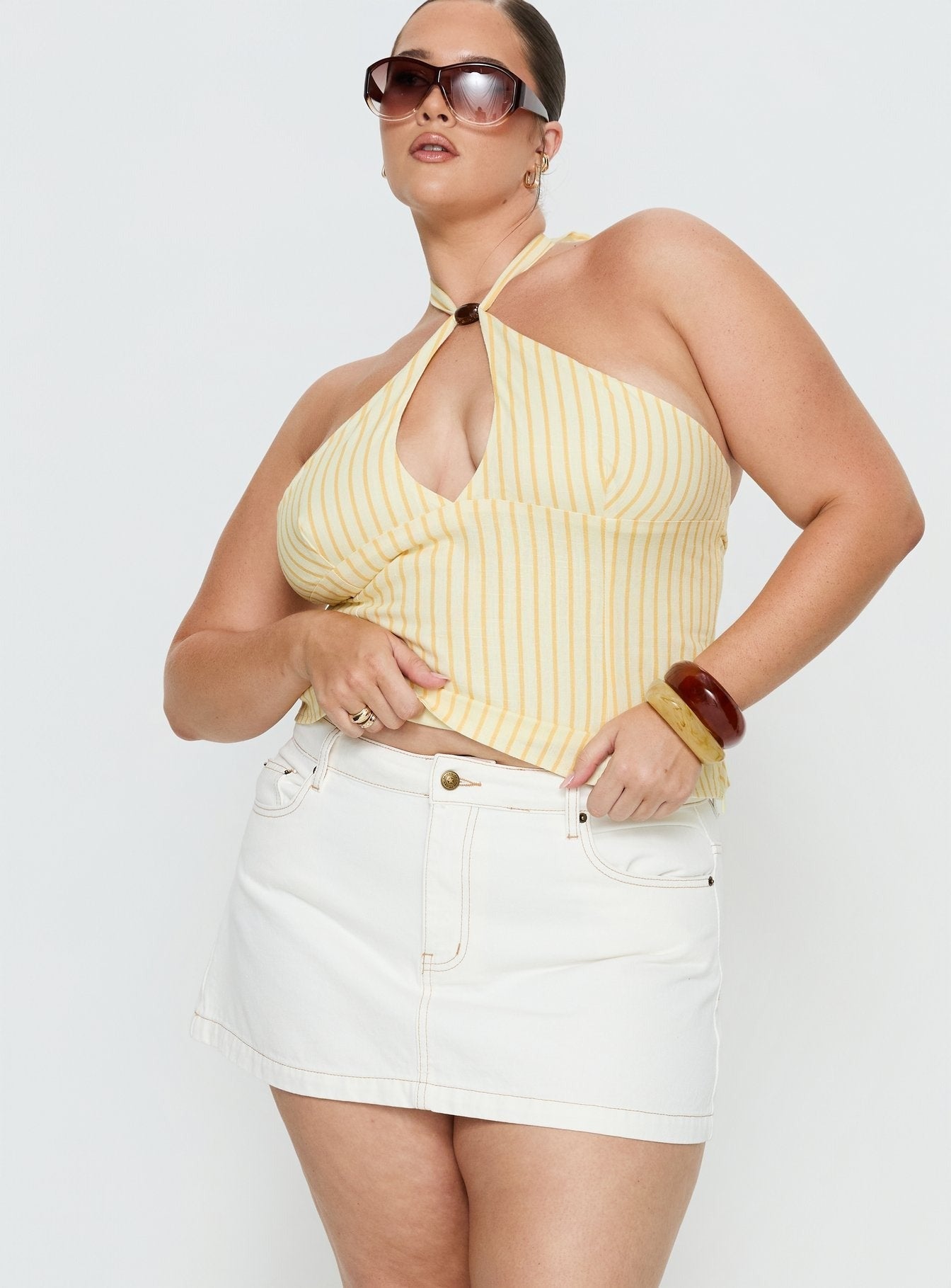 Nicolina Low Rise Denim Mini Skirt Ecru Curve