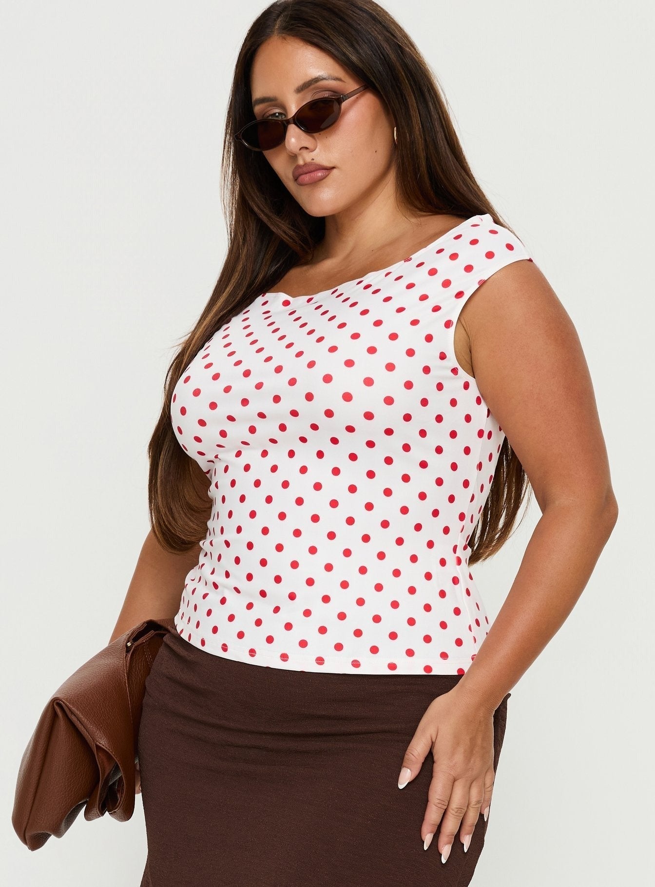 Cheirosa Off Shoulder Top White / Red Curve