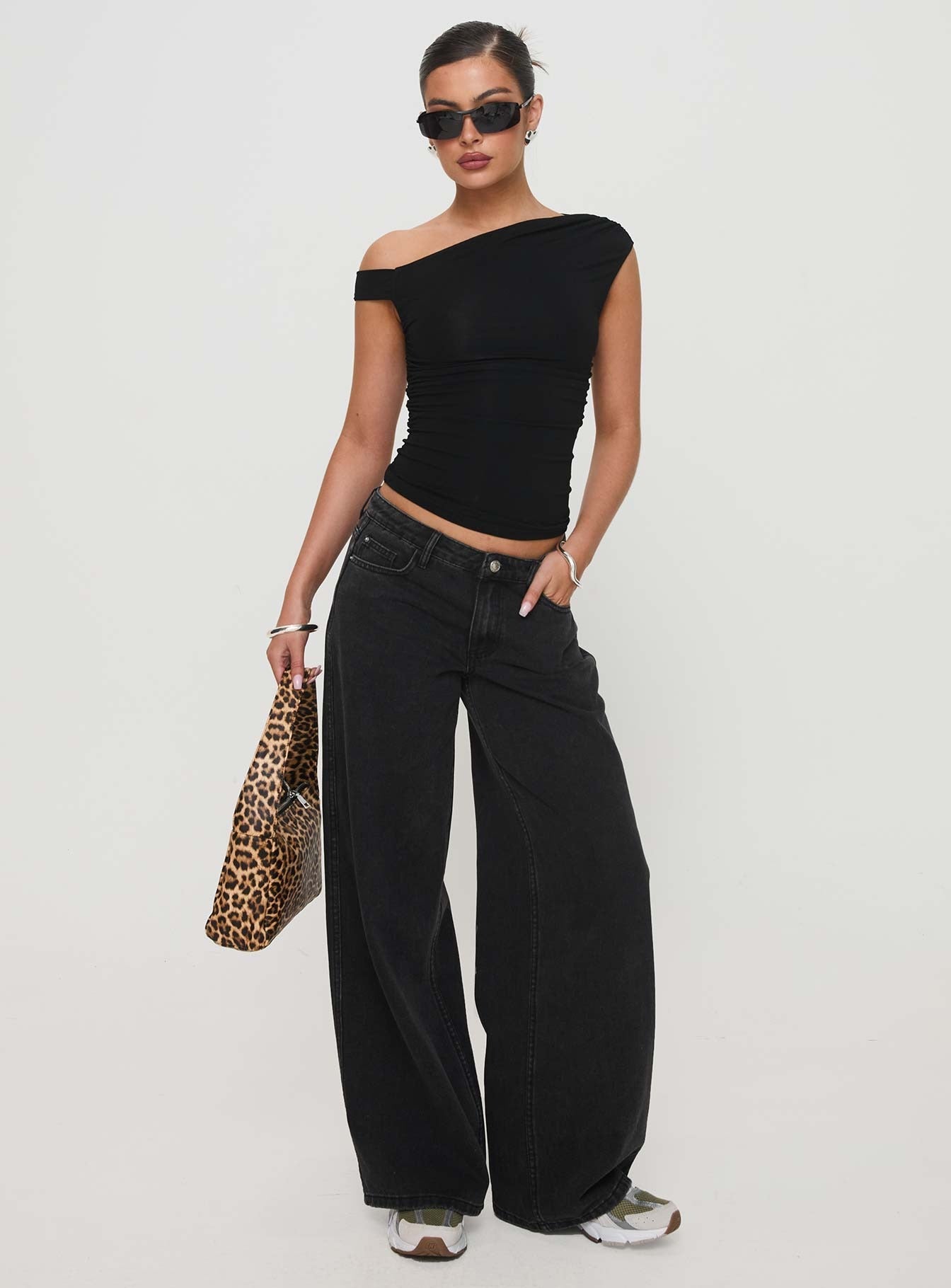 Ramos Low Rise Wide Leg Denim Jeans Washed Black