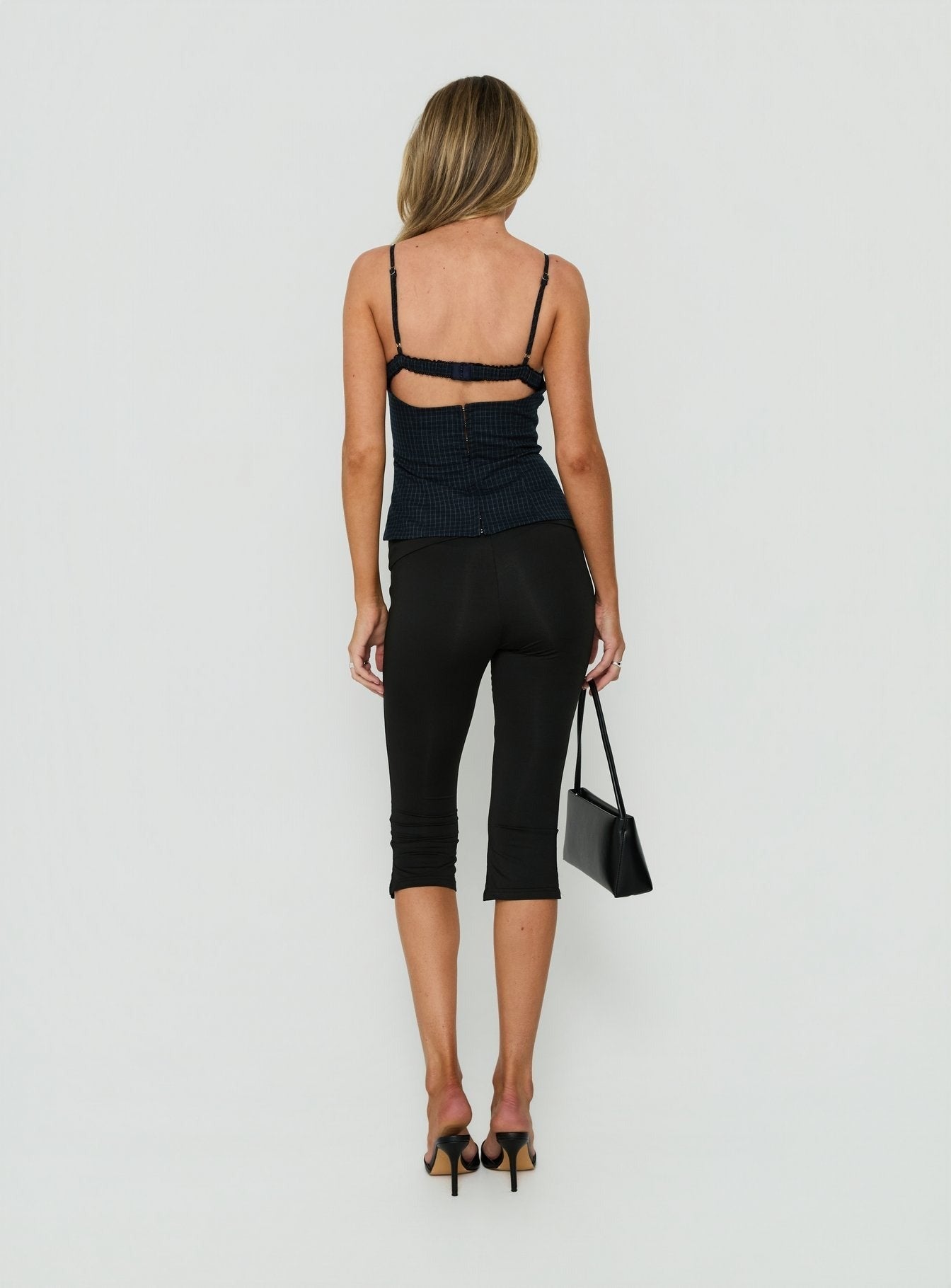 Avedon Foldover Waist Capri Pants Black