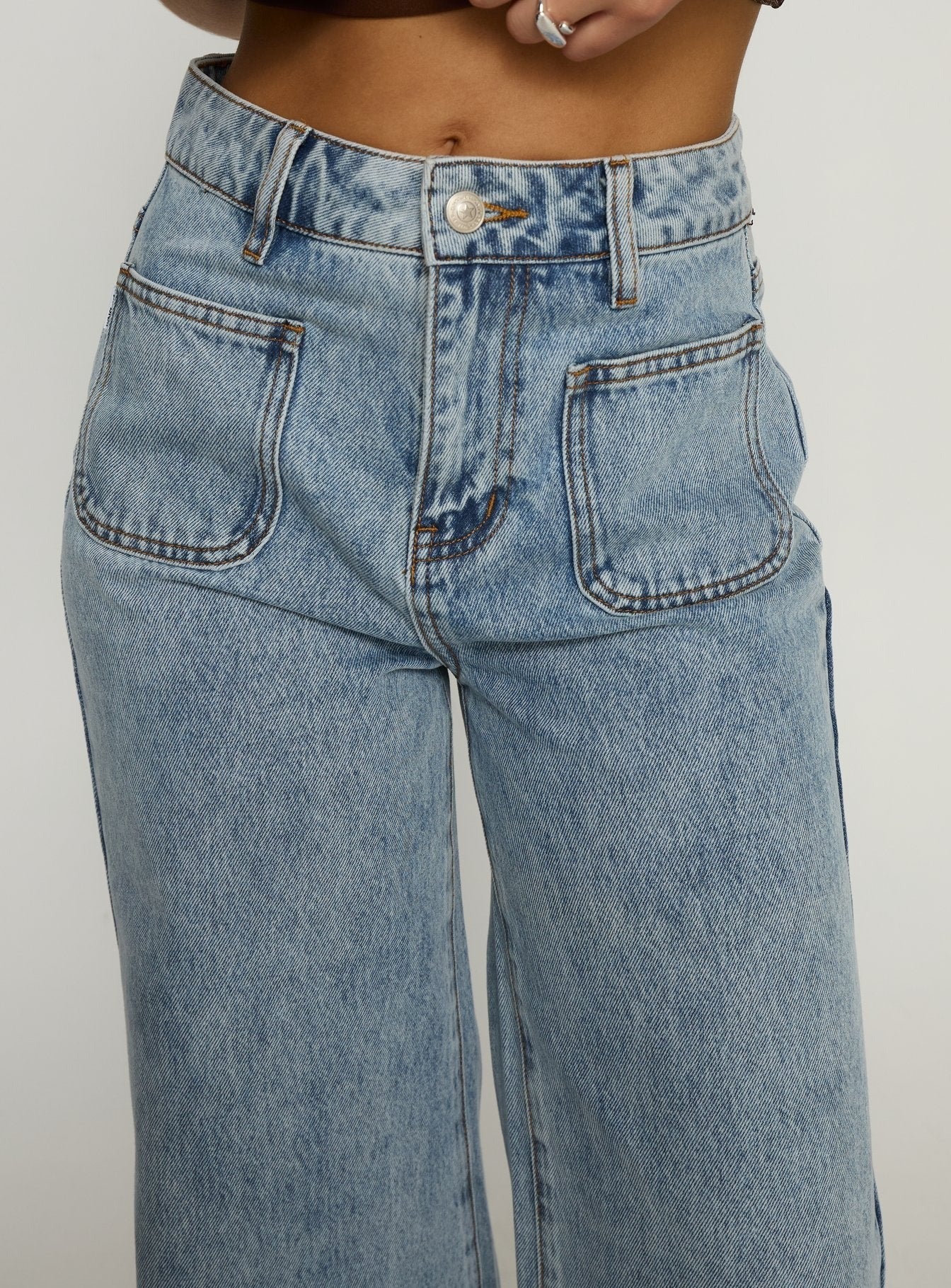 Goldie High Rise Wide Leg Pocket Jeans Light Wash