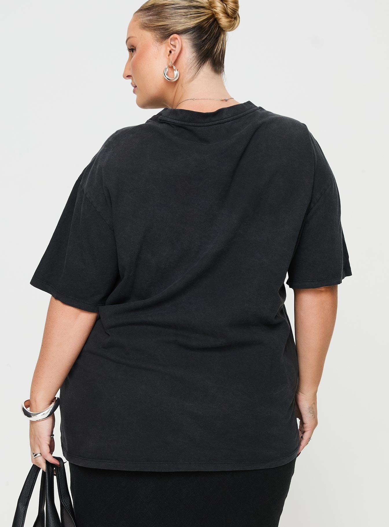 Playground Oversized Tee Curve