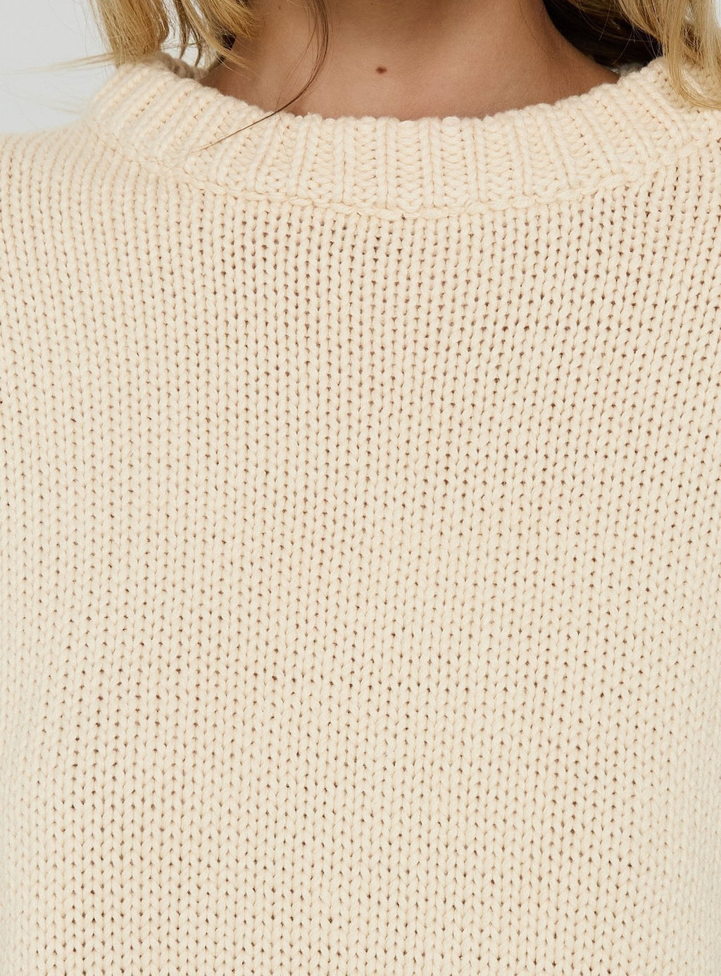 Wilda Crew Neck Knit Sweater Cream