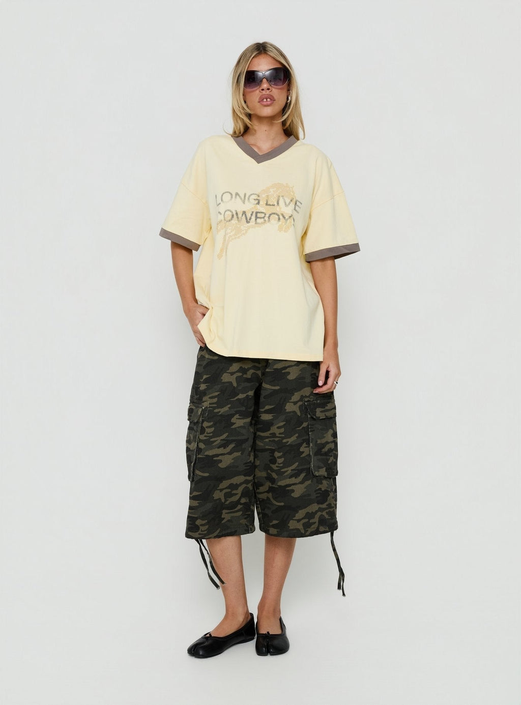 Long Live Cowboys V Neck Tee Butter