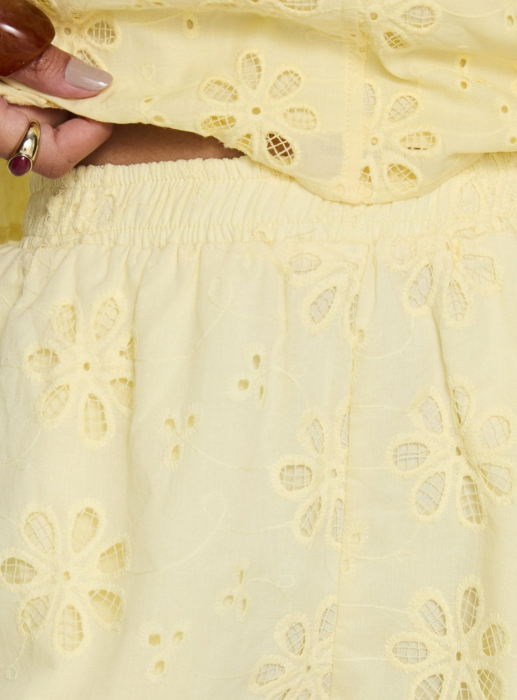 Lindey Embroidered Shorts Yellow