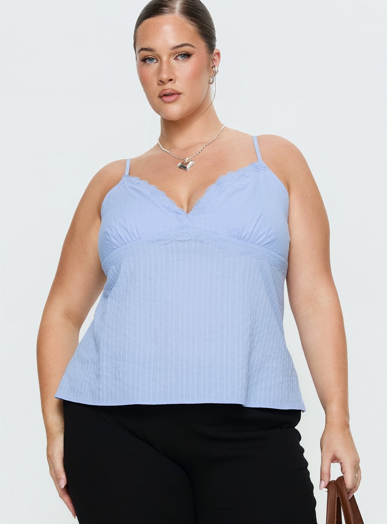Lunya Top Blue Curve
