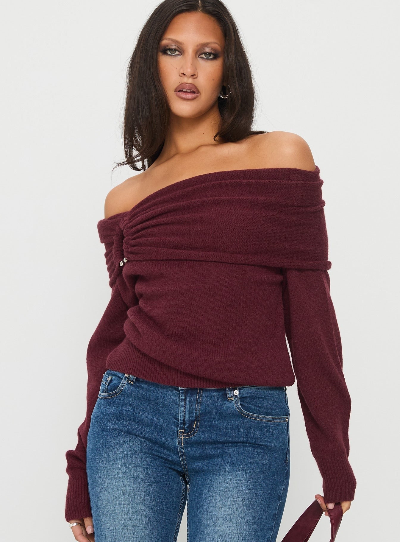 Viora Off Shoulder Knit Sweater Wine