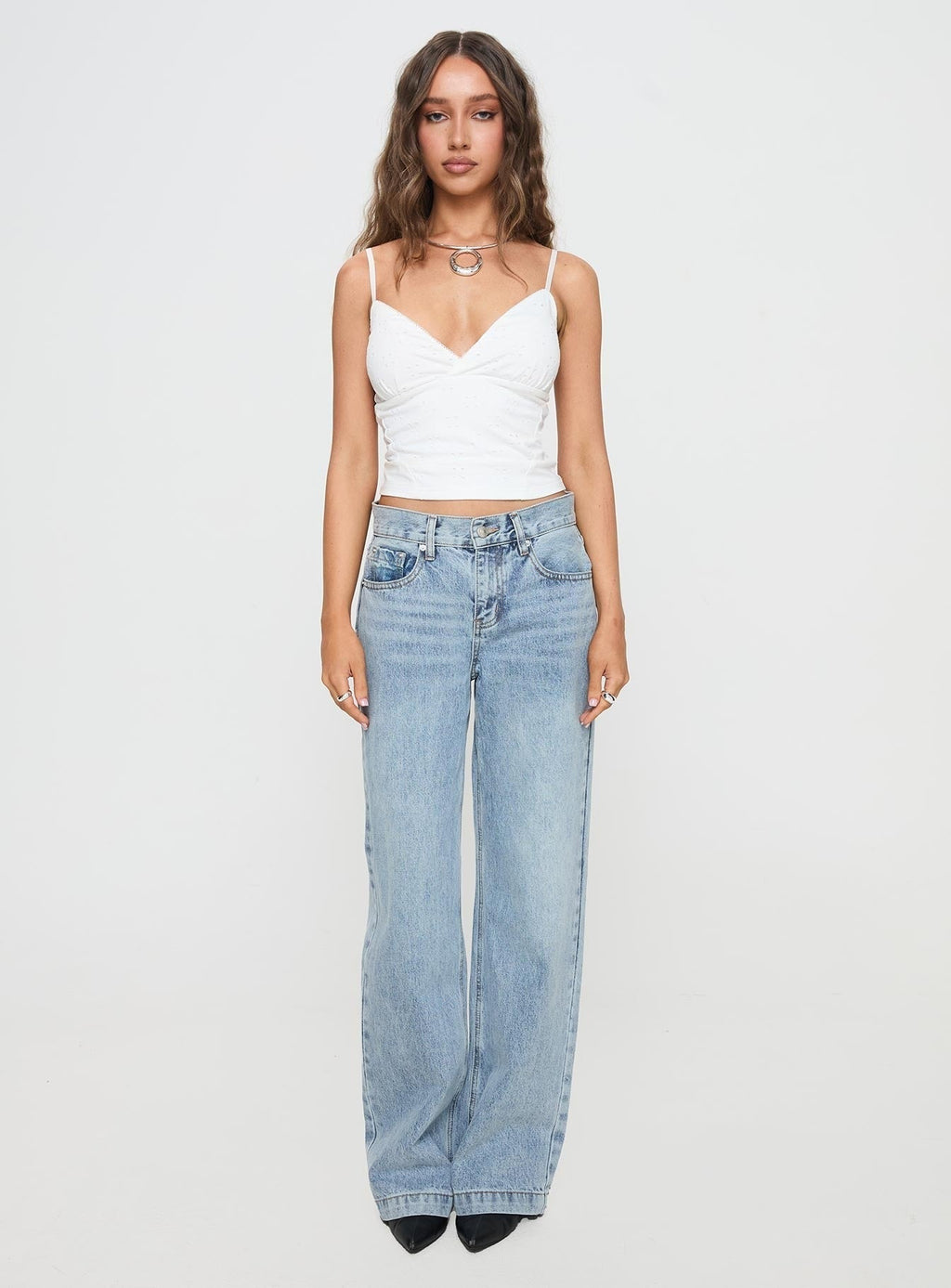 Anelli Low Rise Straight Leg Jeans Light Blue Wash