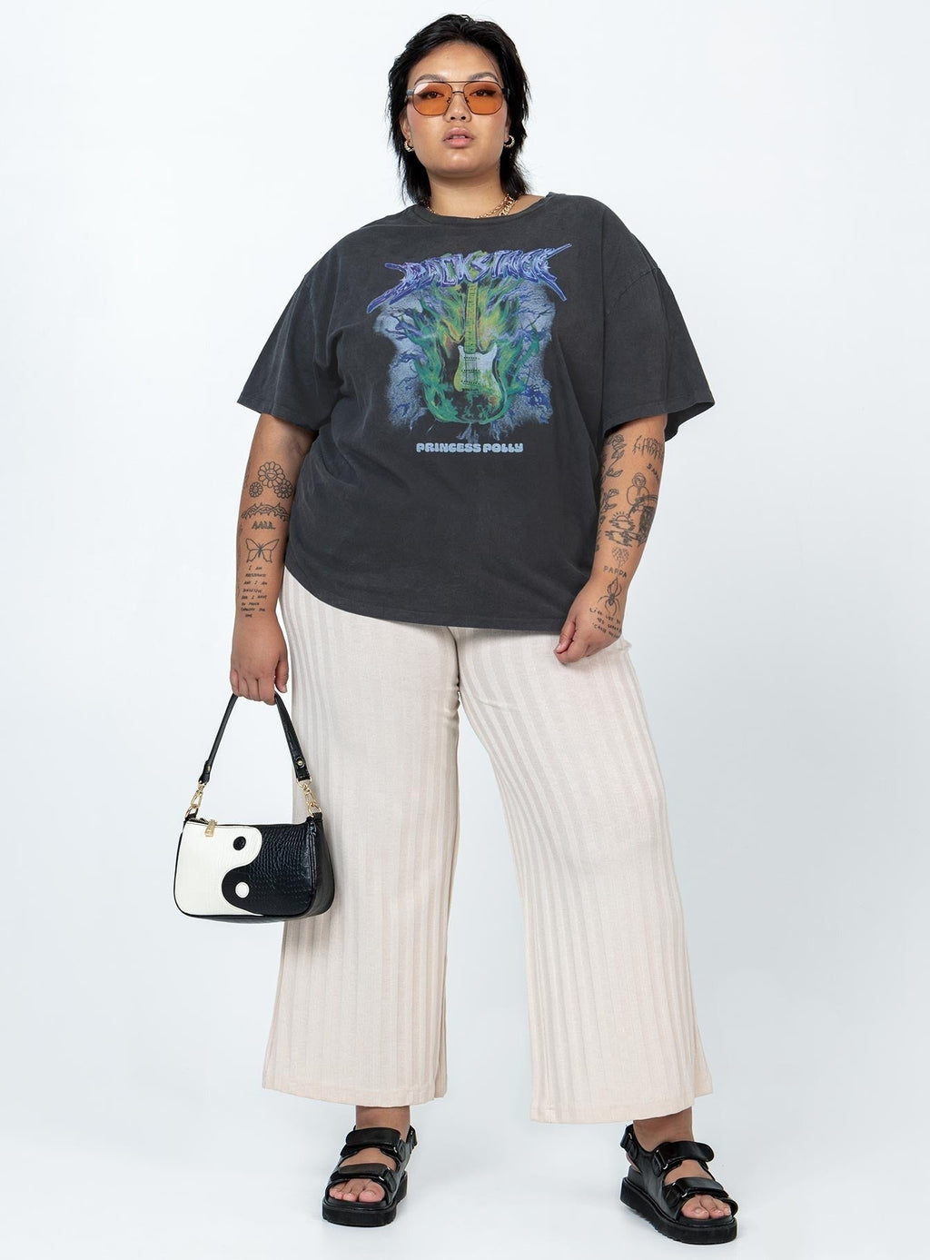 Backstage Oversized Tee Curve