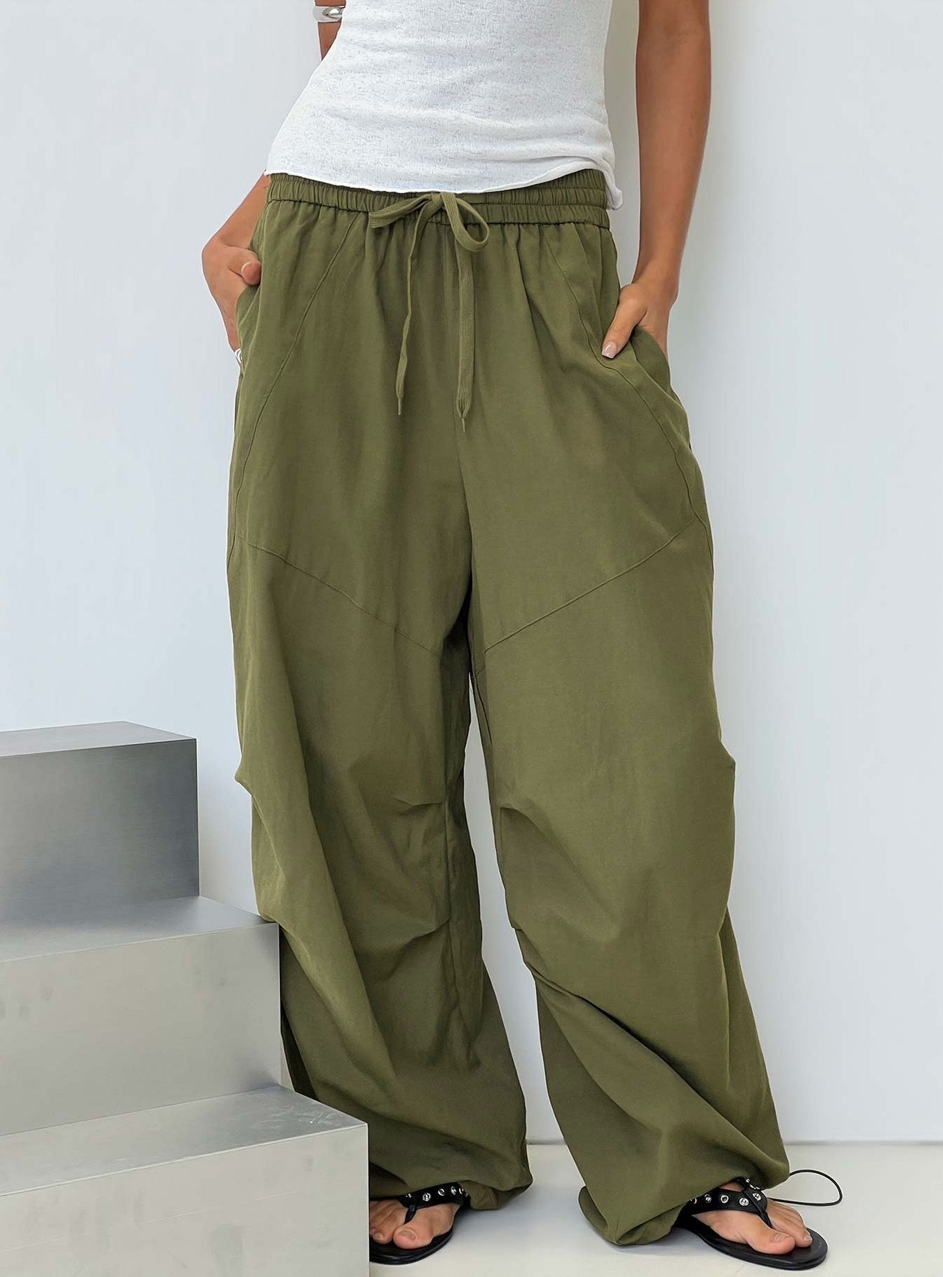 Mankind Baggy Cargo Pants Olive