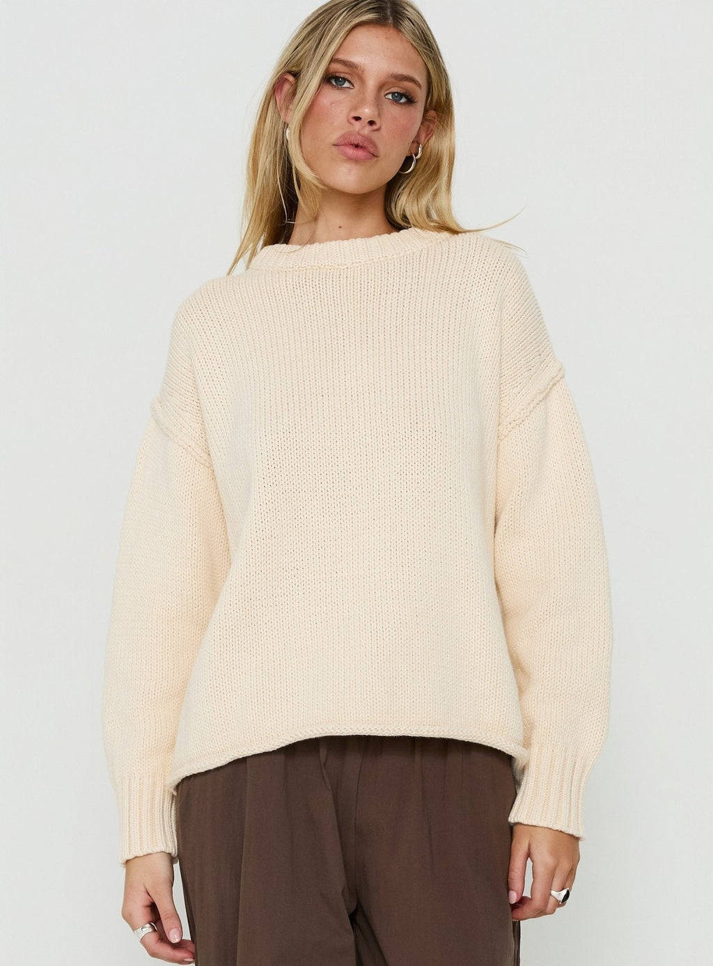 Wilda Crew Neck Knit Sweater Cream