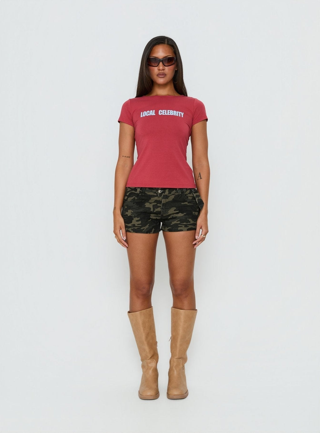 Local Celebrity Graphic Top Washed Red