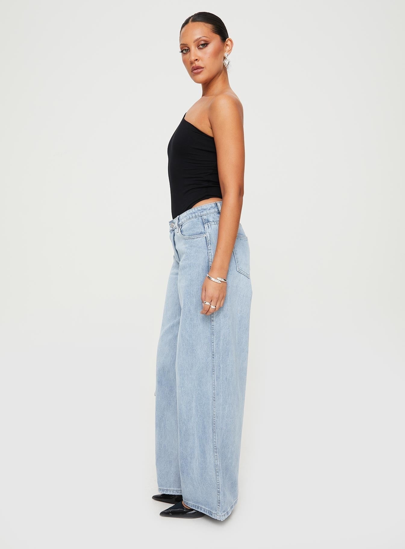 Ramos Low Rise Wide Leg Jeans Light Blue Wash Tall