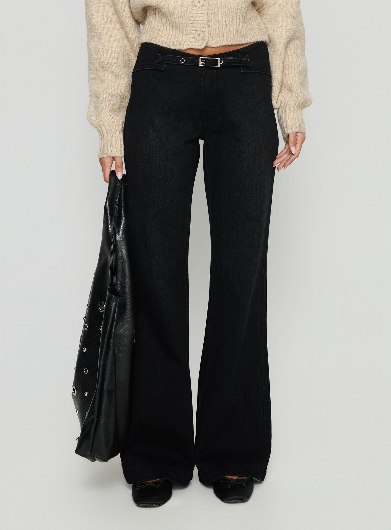 Slow Ride Mid Rise Bootleg Belted Jeans Washed Black