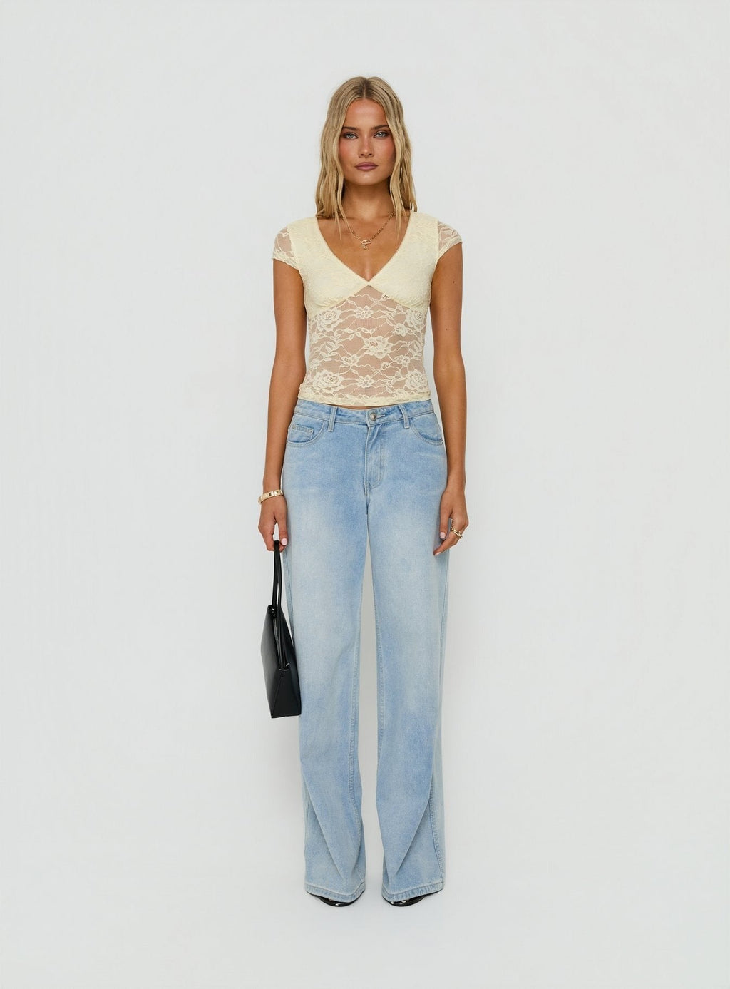 Zandie Textured V Neck Short Sleeve Top Cream