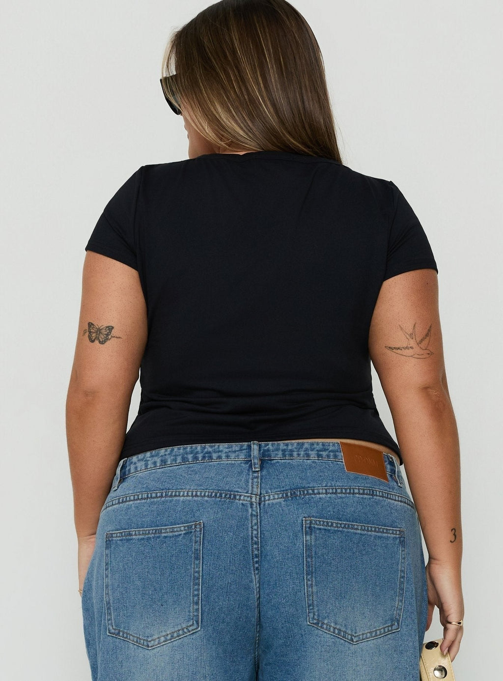 Daily Define Deep V Short Sleeve Top Black Curve