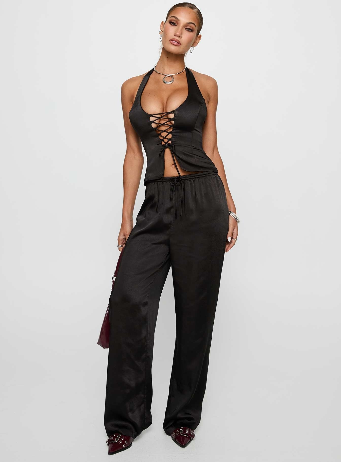 Cinematic Timing Tie Up Set Black