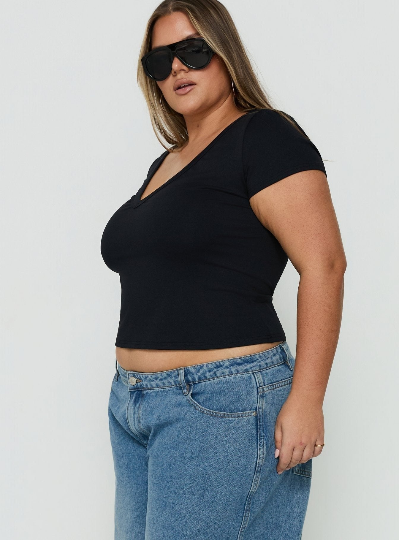 Daily Define Deep V Short Sleeve Top Black Curve
