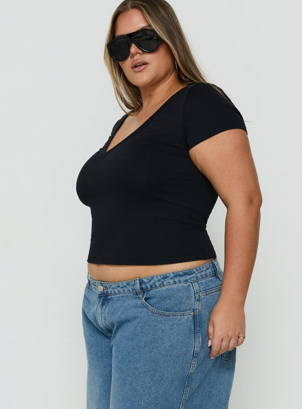 Daily Define Deep V Short Sleeve Top Black Curve