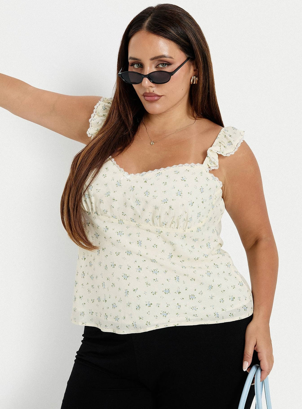 Madaleine Top Floral Curve