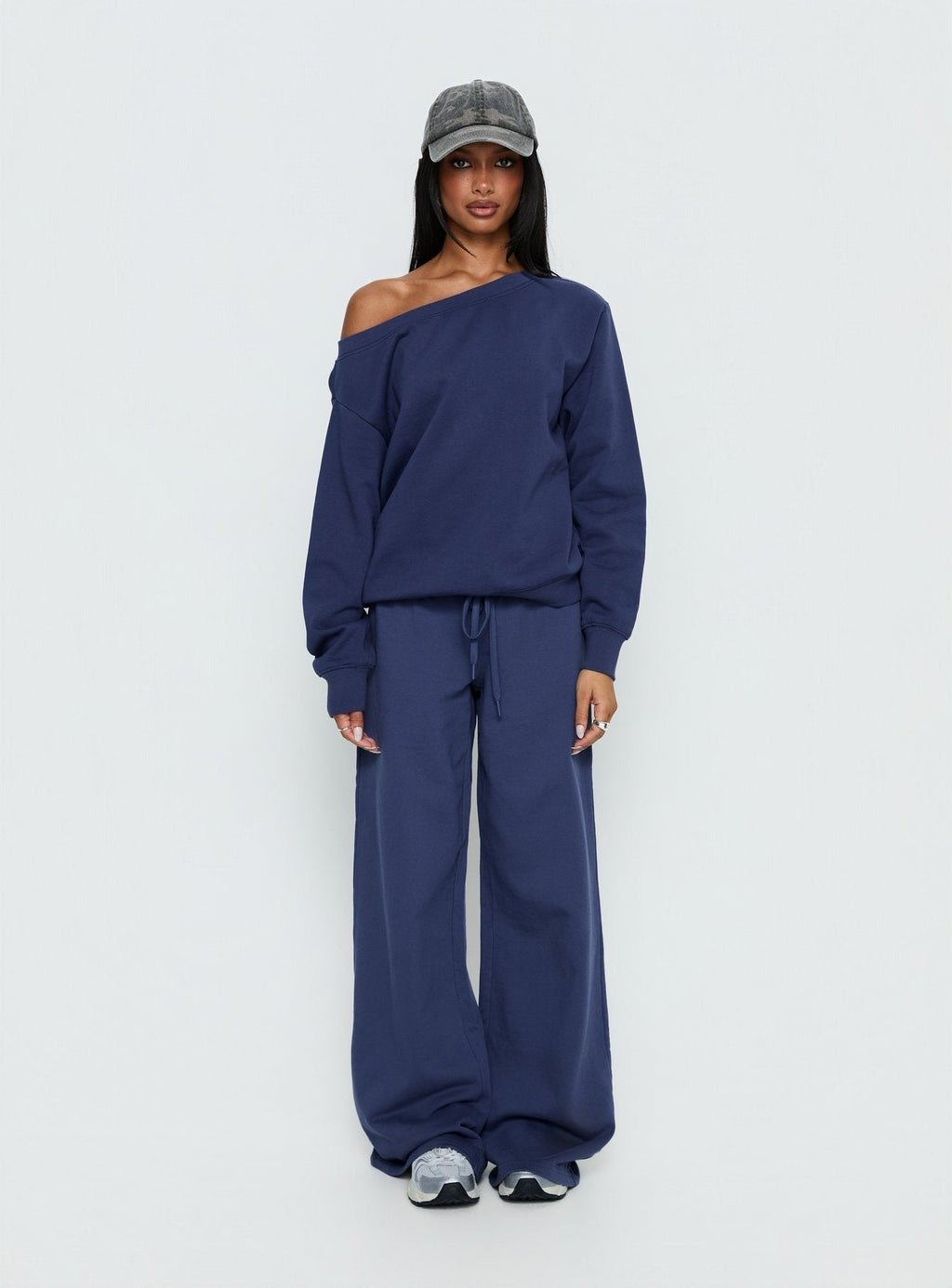 Wellness Off the Shoulder Jumper Navy