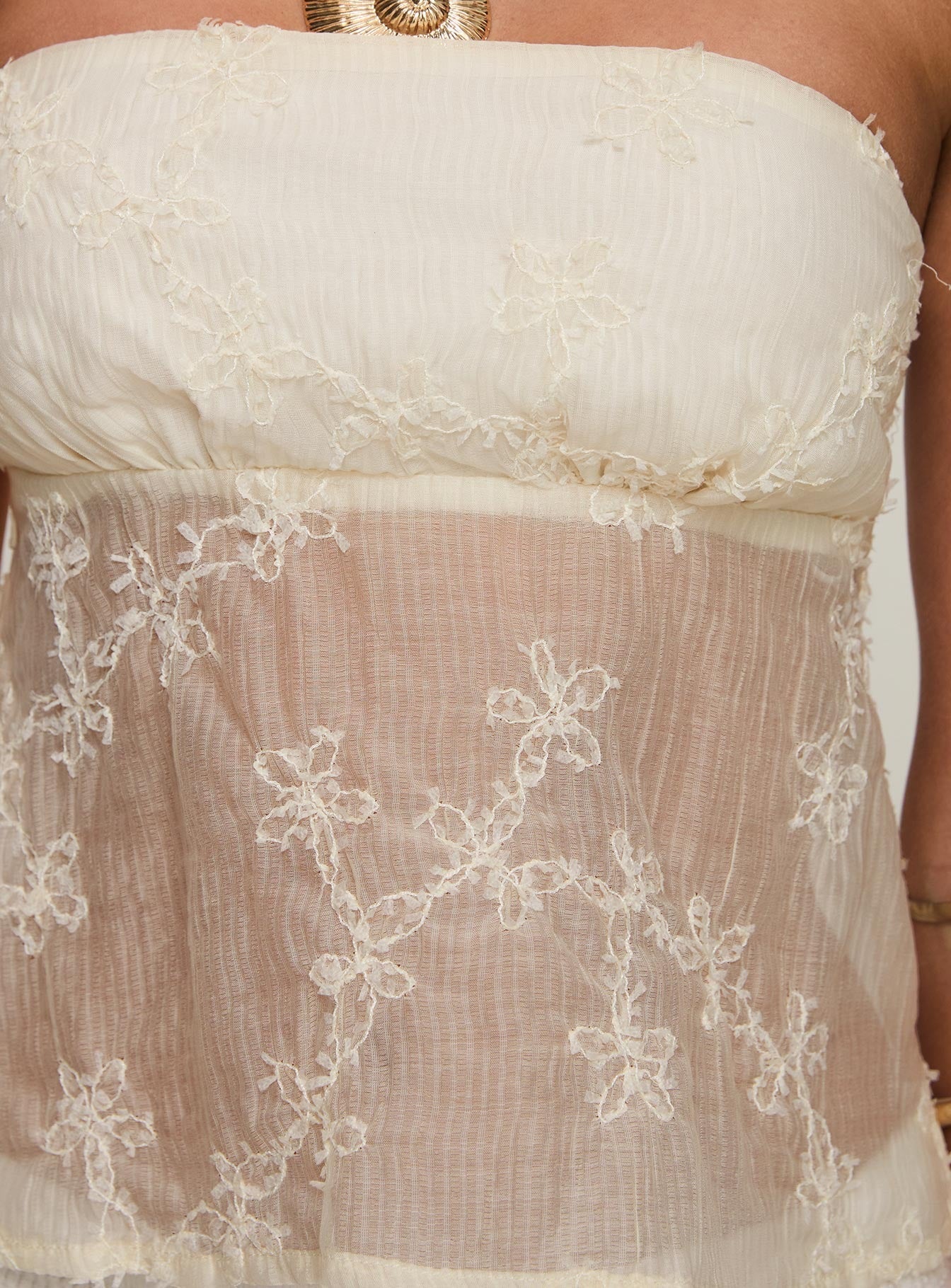 Quinnie Strapless Top Cream