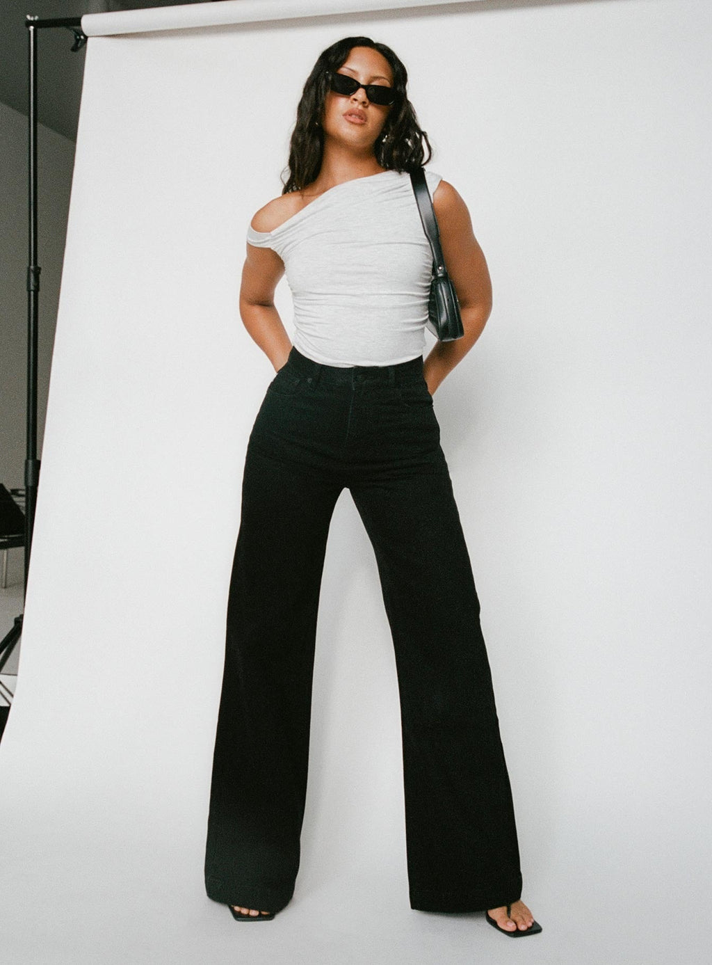 Goldie High Rise Wide Leg Jeans Black Petite