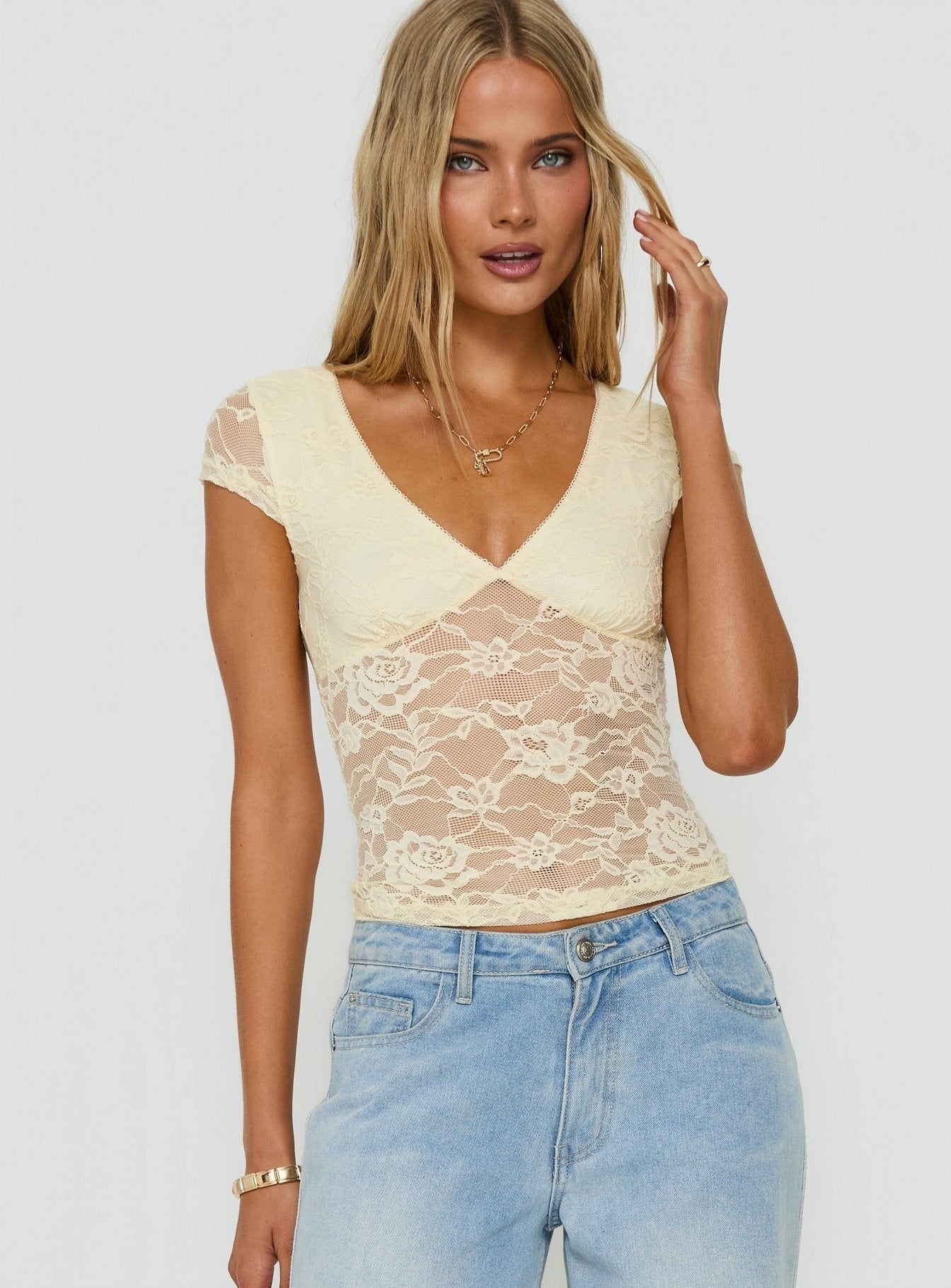 Zandie Textured V Neck Short Sleeve Top Cream