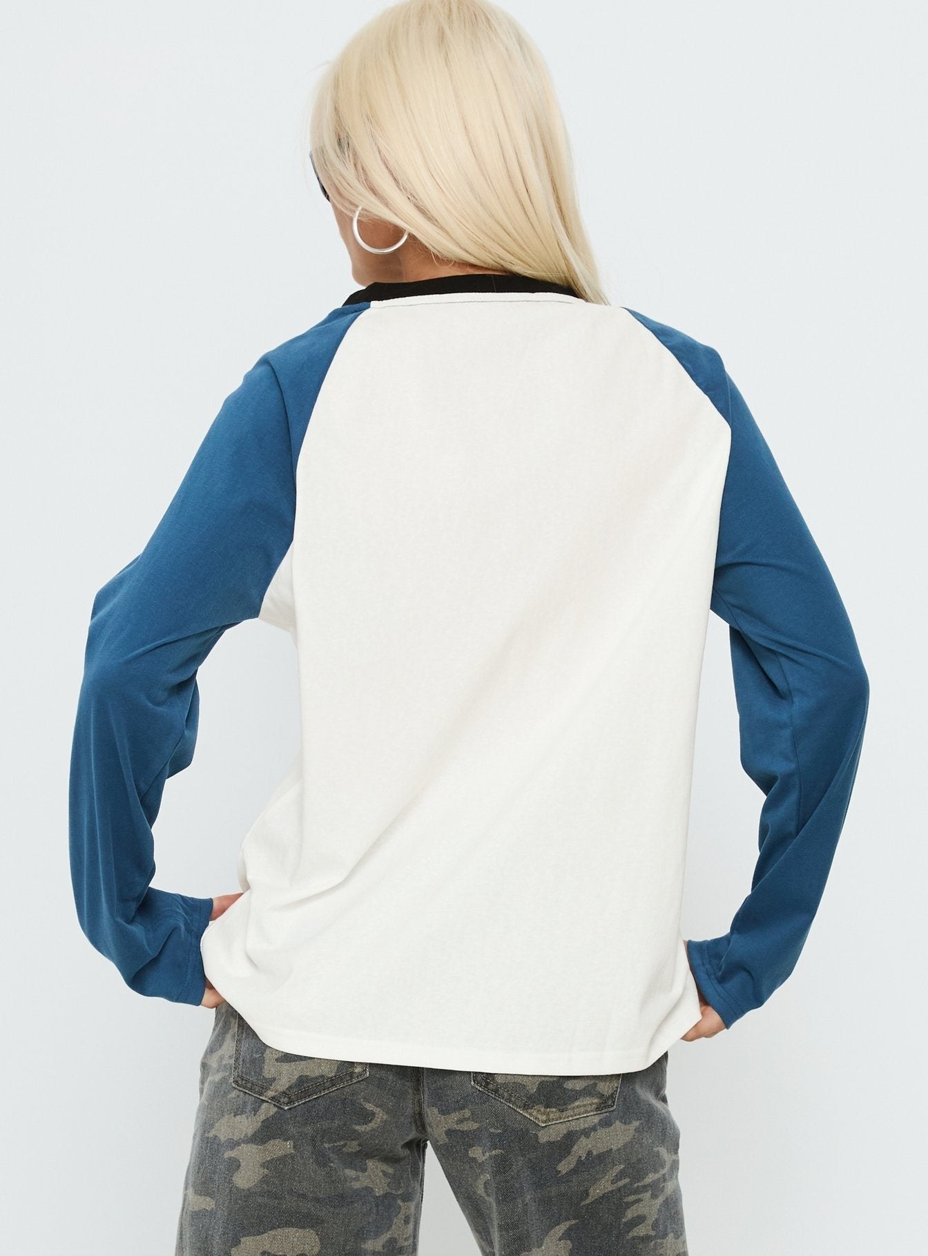 Kravitz Long Sleeve Baseball Raglan Top Blue
