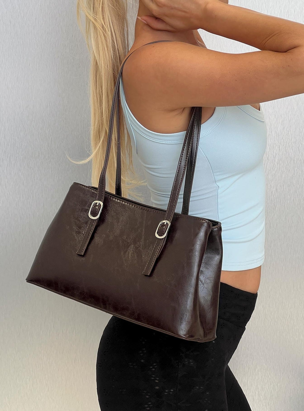Evrae Shoulder Bag Washed Brown
