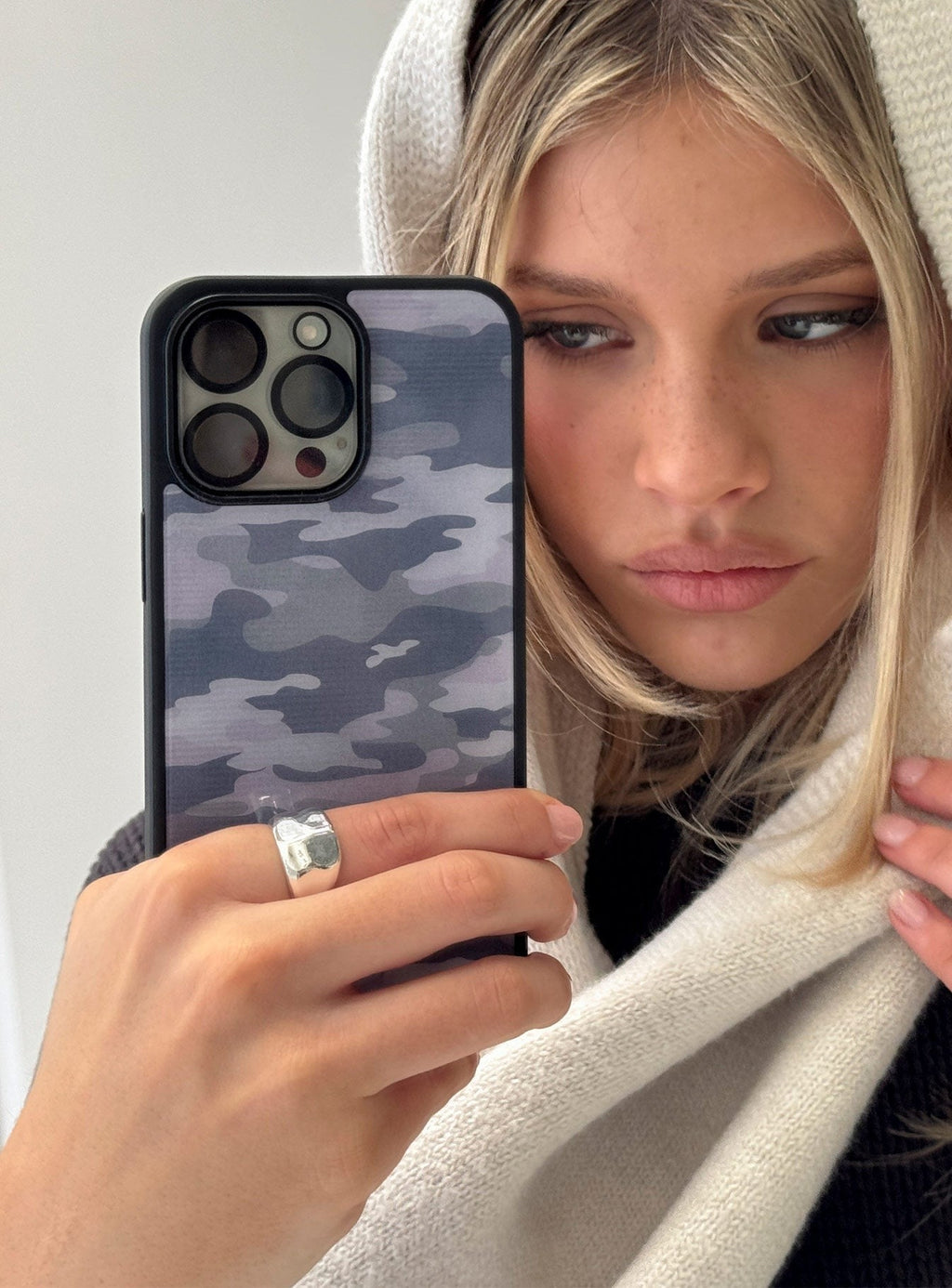 Amelie iPhone Case Pink Camo