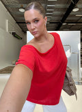 Winny Off Shoulder Tee Red Curve