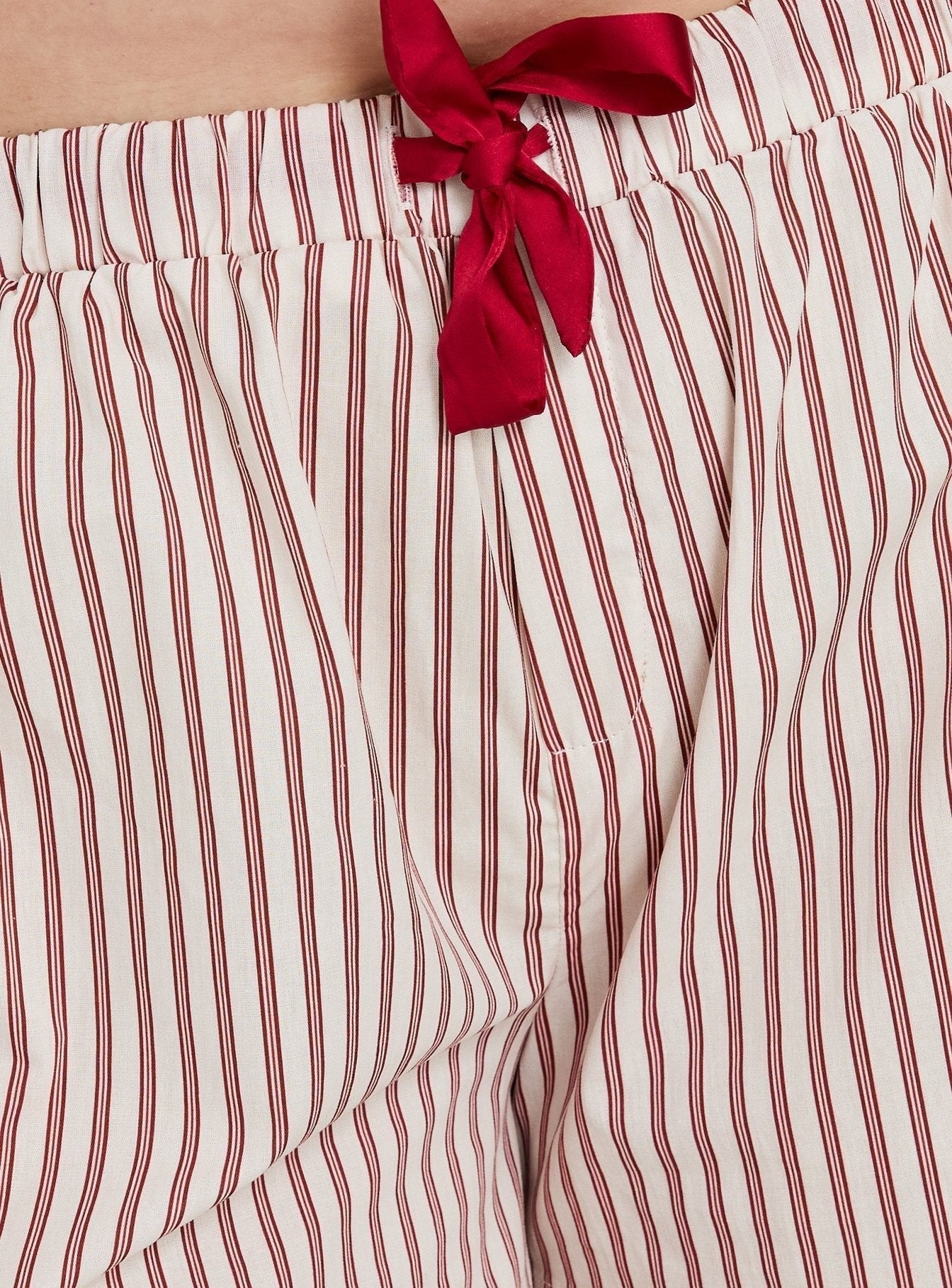 Chill Club Sleep Boxer Shorts Red / White Stripe Curve